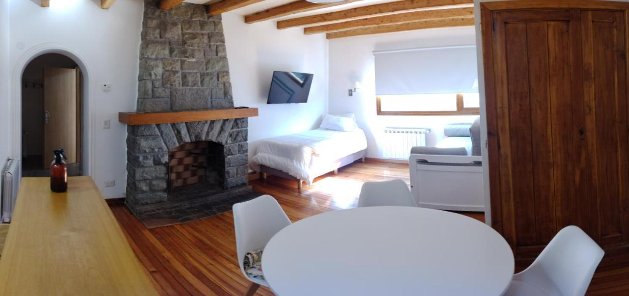 Casa Laura Bariloche Apartment ภายนอก รูปภาพ